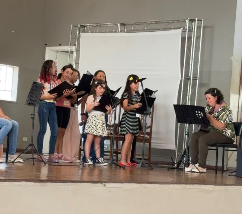 Participantes do coral do Instituto Arte e Vida